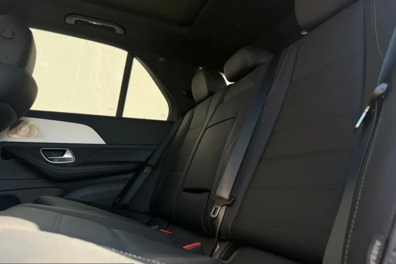 Mercedes-Benz GLE 450 (Clasa GLE) din 2024 cu 64.986 km - oferta MER242996 - foto 24