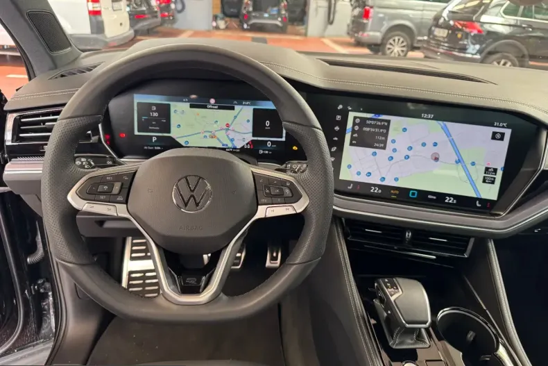 Volkswagen Touareg din 2025 cu 6.679 km - oferta VOL242998 - foto 9