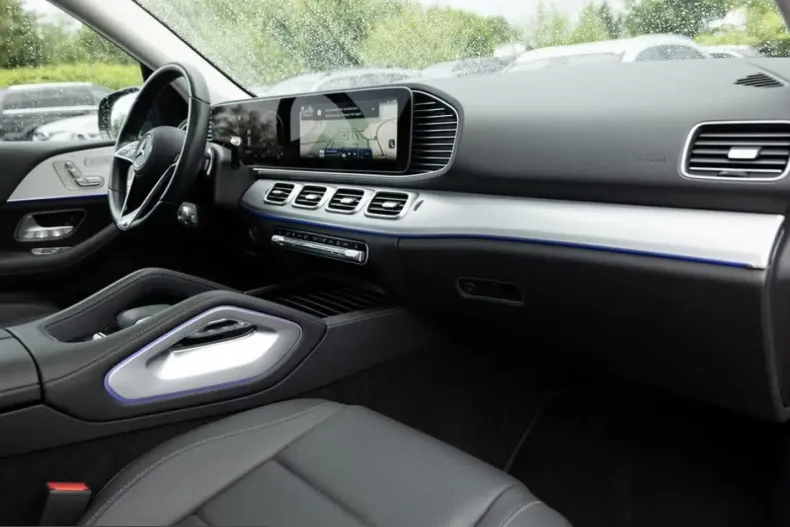 Mercedes-Benz GLE 450 (Clasa GLE) din 2025 cu 23.043 km - oferta MER243007 - foto 3