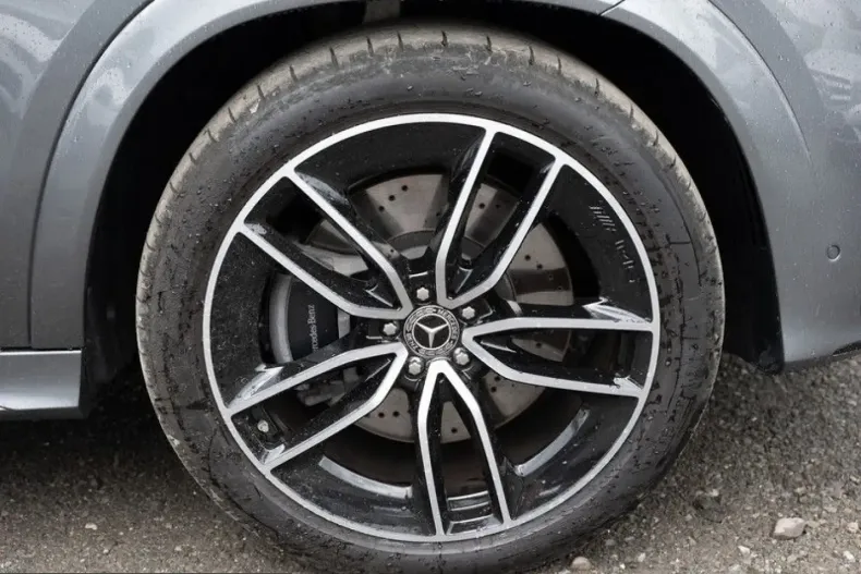 Mercedes-Benz GLE 450 (Clasa GLE) din 2025 cu 23.043 km - oferta MER243007 - foto 5