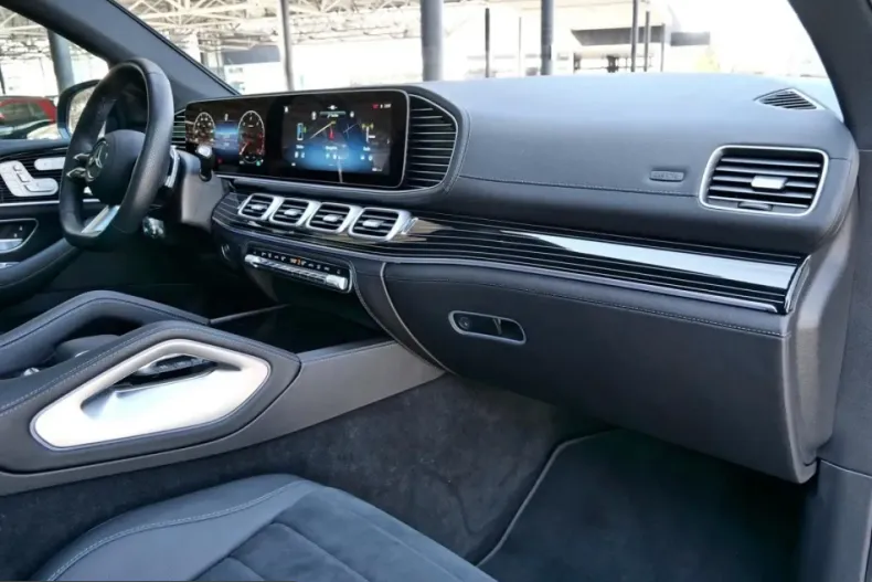Mercedes-Benz GLE 450 (Clasa GLE) din 2024 cu 18.500 km - oferta MER243019 - foto 15