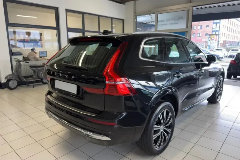 Volvo XC60 din 2021 cu 128.400 km - oferta VOL243021 - foto 3