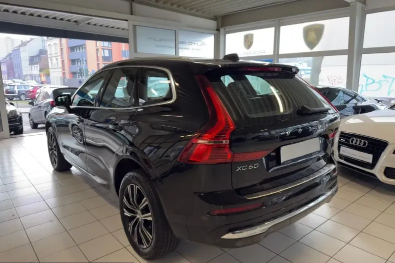 Volvo XC60 din 2021 cu 128.400 km - oferta VOL243021 - foto 7