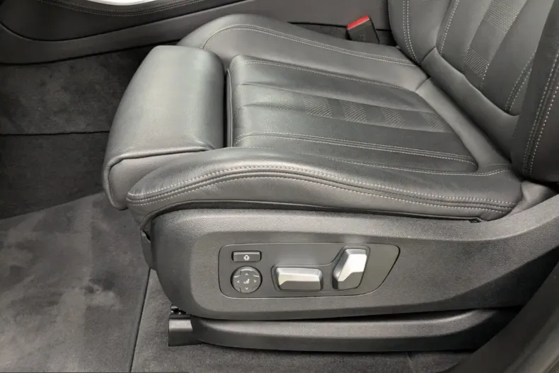 BMW X5 (Seria X) din 2022 cu 106.456 km - oferta BMW243025 - foto 11