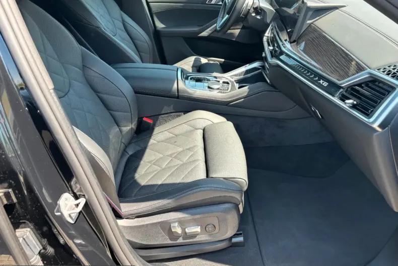 BMW X6 (Seria X) din 2025 cu 13.565 km - oferta BMW243028 - foto 9