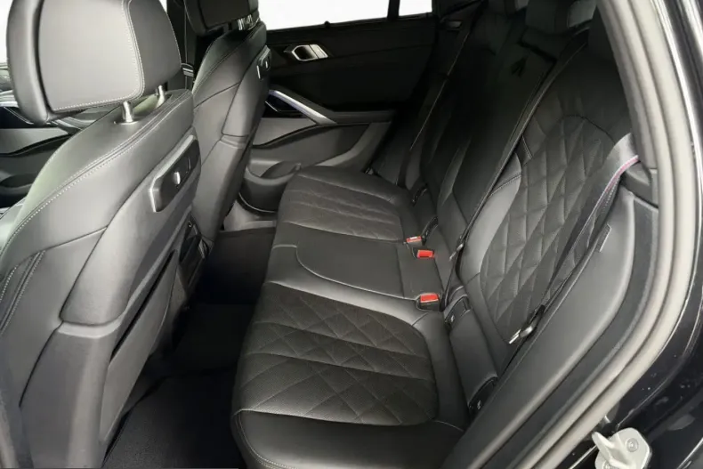 BMW X6 (Seria X) din 2025 cu 24.878 km - oferta BMW243030 - foto 8