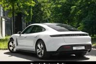 Porsche Taycan din 2023 cu 25.148 km - oferta POR243037 - foto 3