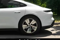 Porsche Taycan din 2023 cu 25.148 km - oferta POR243037 - foto 26