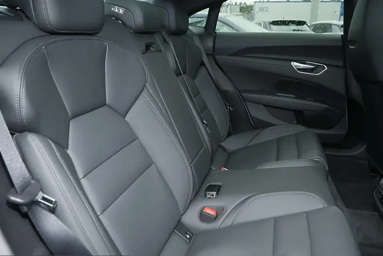 Audi e-tron GT din 2023 cu 21.400 km - oferta AUD243044 - foto 7