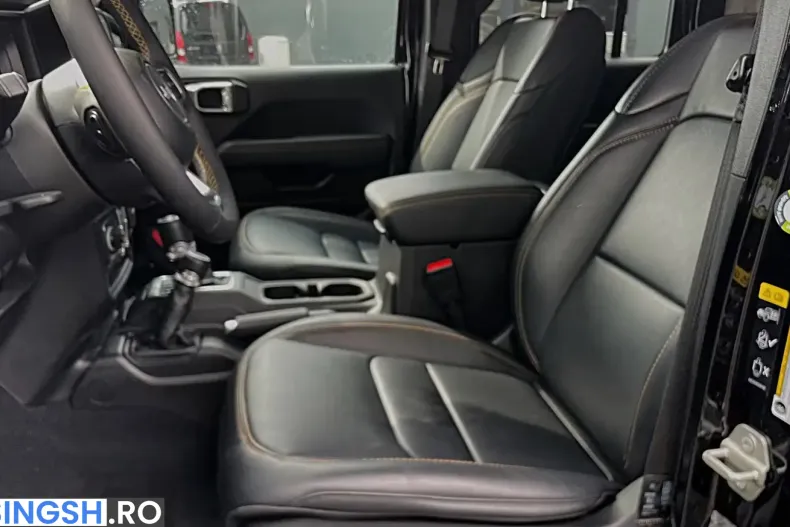 Jeep Wrangler din 2025 cu 9.300 km - oferta JEE243050 - foto 6