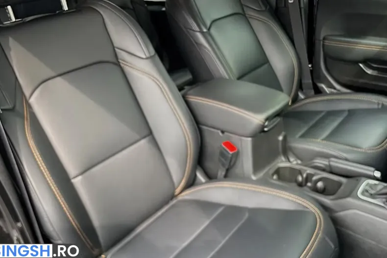 Jeep Wrangler din 2025 cu 9.300 km - oferta JEE243050 - foto 10