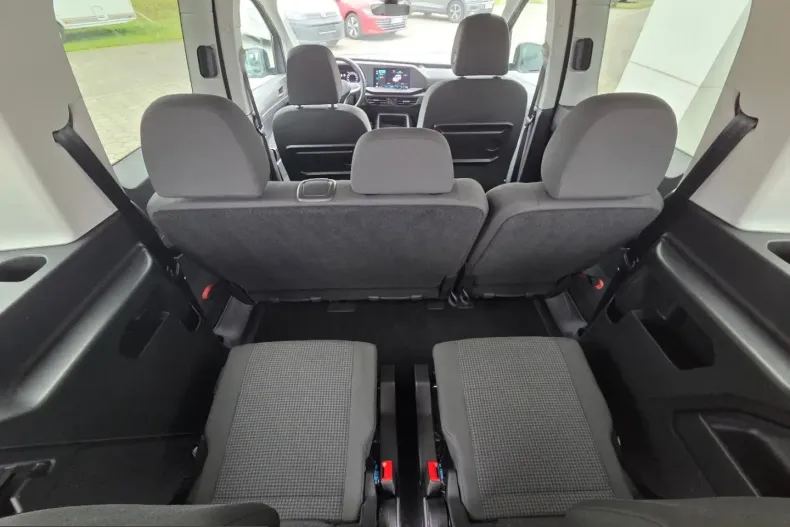 Volkswagen Caddy Maxi din 2025 cu 10.950 km - oferta VOL243066 - foto 7