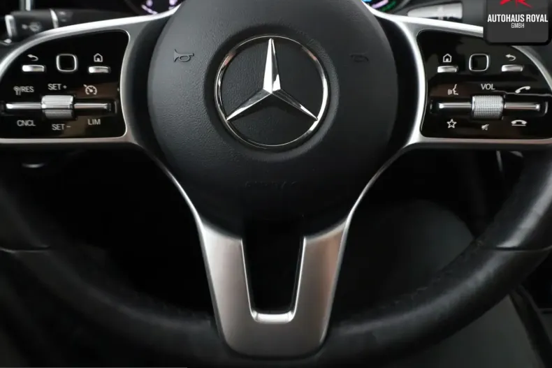 Mercedes-Benz GLC 300 (Clasa GLC) din 2021 cu 80.000 km - oferta MER243073 - foto 10