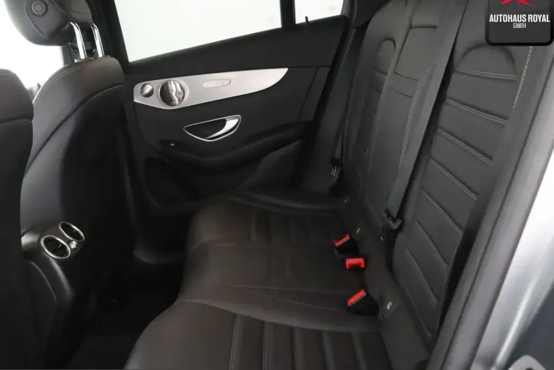 Mercedes-Benz GLC 300 (Clasa GLC) din 2021 cu 80.000 km - oferta MER243073 - foto 12