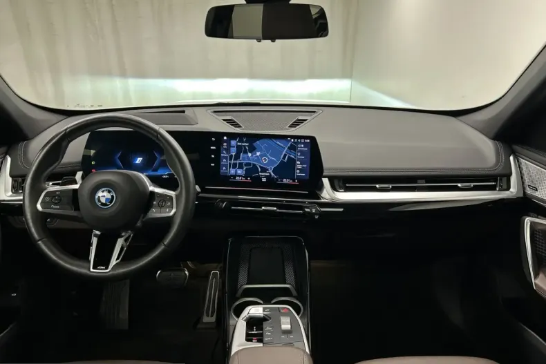 BMW iX1 (Seria X) din 2023 cu 26.215 km - oferta BMW243083 - foto 6
