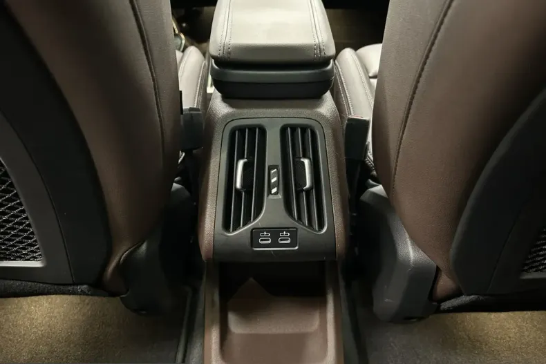 BMW iX1 (Seria X) din 2023 cu 26.215 km - oferta BMW243083 - foto 17