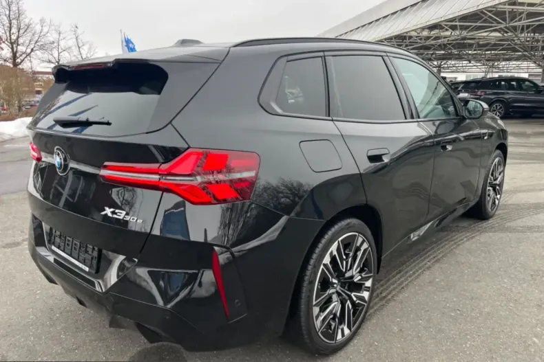 BMW X3 (Seria X) din 2025 cu 5.500 km - oferta BMW243084 - foto 4