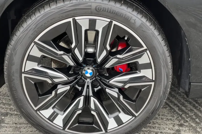 BMW X3 (Seria X) din 2025 cu 5.500 km - oferta BMW243084 - foto 8