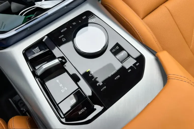 BMW X3 (Seria X) din 2025 cu 5.500 km - oferta BMW243084 - foto 23