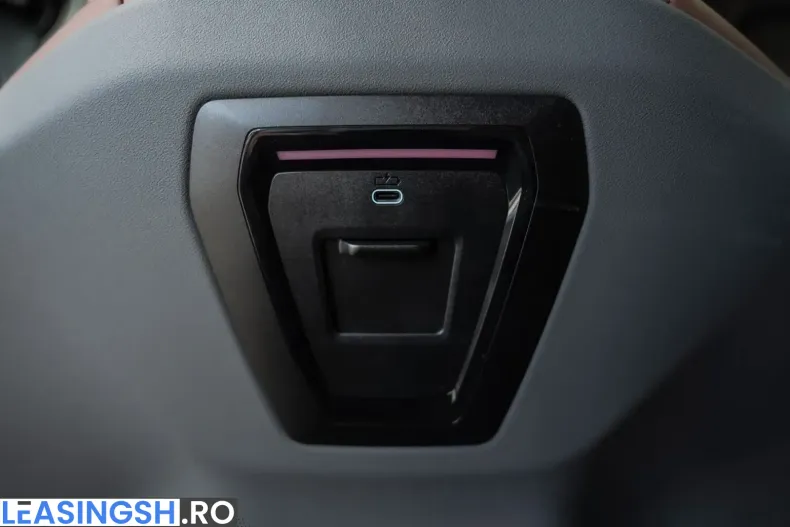 BMW 540 (Seria 5) din 2025 cu 30.140 km - oferta BMW243085 - foto 29