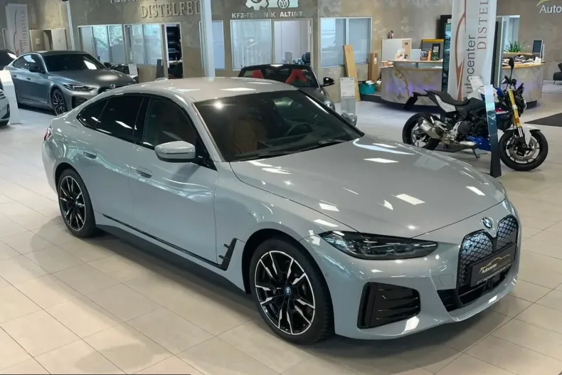 BMW i4 (Seria 4) din 2023 cu 26.386 km - oferta BMW243087 - foto 7