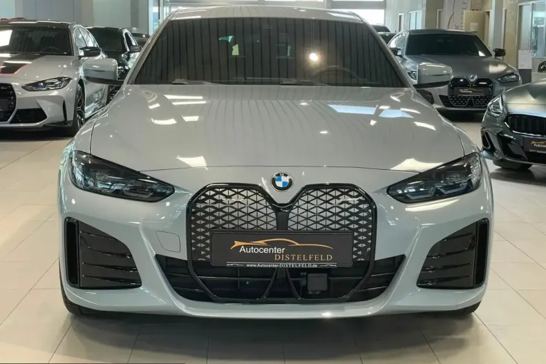 BMW i4 (Seria 4) din 2023 cu 26.386 km - oferta BMW243087 - foto 8