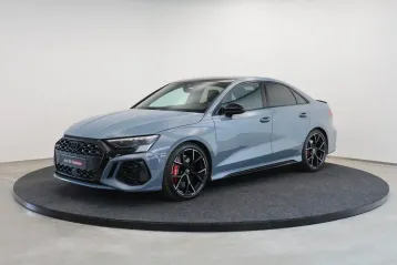Audi RS3 din 2024 - oferta AUD243089