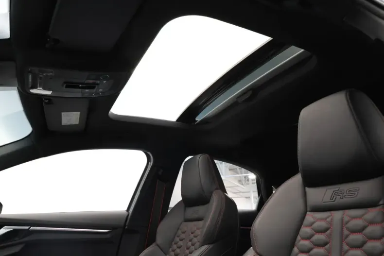 Audi RS3 din 2024 cu 33.100 km - oferta AUD243089 - foto 12