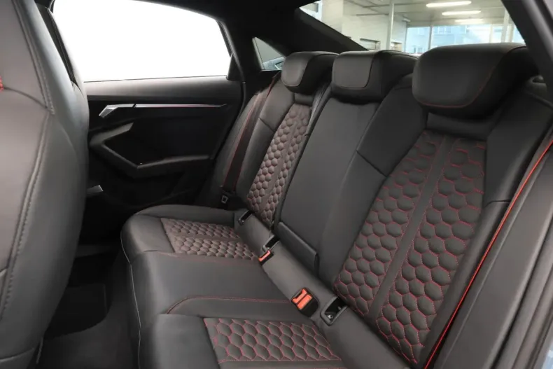 Audi RS3 din 2024 cu 33.100 km - oferta AUD243089 - foto 13
