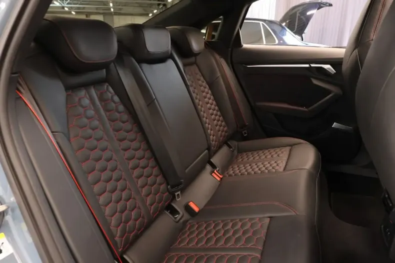 Audi RS3 din 2024 cu 33.100 km - oferta AUD243089 - foto 15