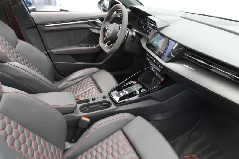 Audi RS3 din 2024 cu 33.100 km - oferta AUD243089 - foto 18