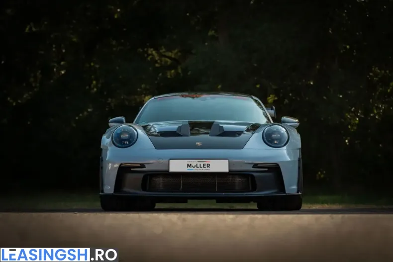 Porsche 911 din 2023 cu 3.500 km - oferta POR243091 - foto 2