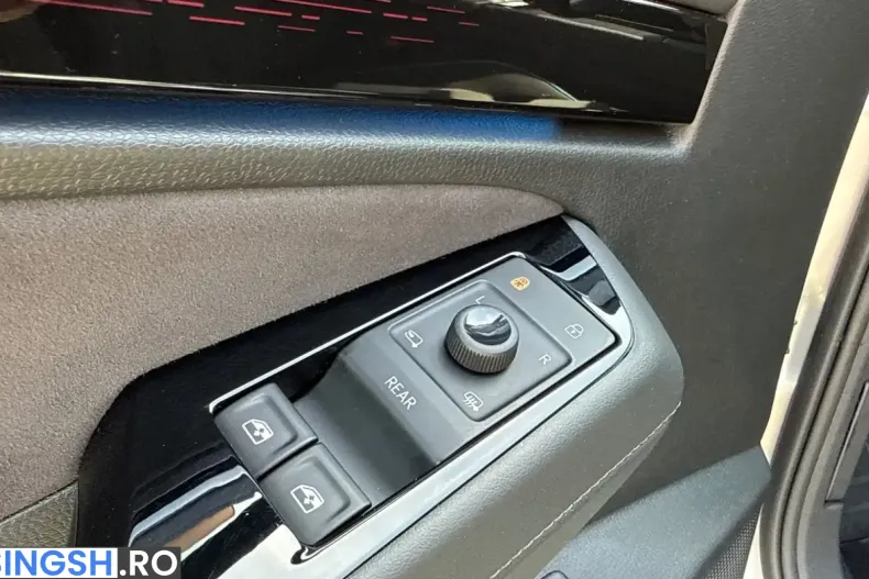 Volkswagen ID.7 din 2025 cu 20.000 km - oferta VOL243096 - foto 13