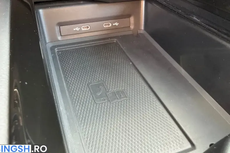 Volkswagen ID.7 din 2025 cu 20.000 km - oferta VOL243096 - foto 17