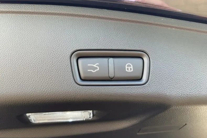Maserati Grecale din 2025 cu 19.250 km - oferta MAS243108 - foto 29