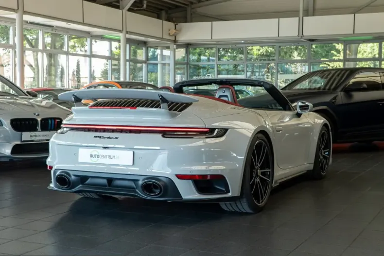 Porsche 911 din 2024 cu 3.294 km - oferta POR243115 - foto 13