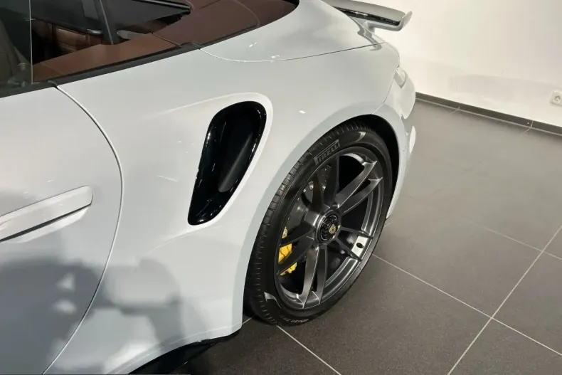 Porsche 992 din 2024 cu 8.350 km - oferta POR243117 - foto 24