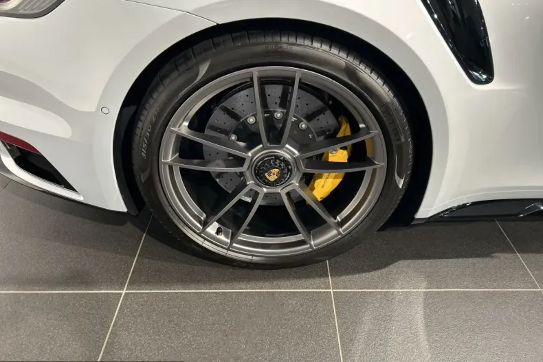 Porsche 992 din 2024 cu 8.350 km - oferta POR243117 - foto 27