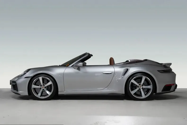 Porsche 992 din 2024 cu 8.500 km - oferta POR243119 - foto 3