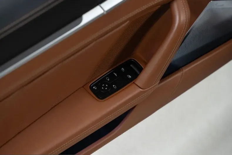 Porsche 992 din 2024 cu 8.500 km - oferta POR243119 - foto 22