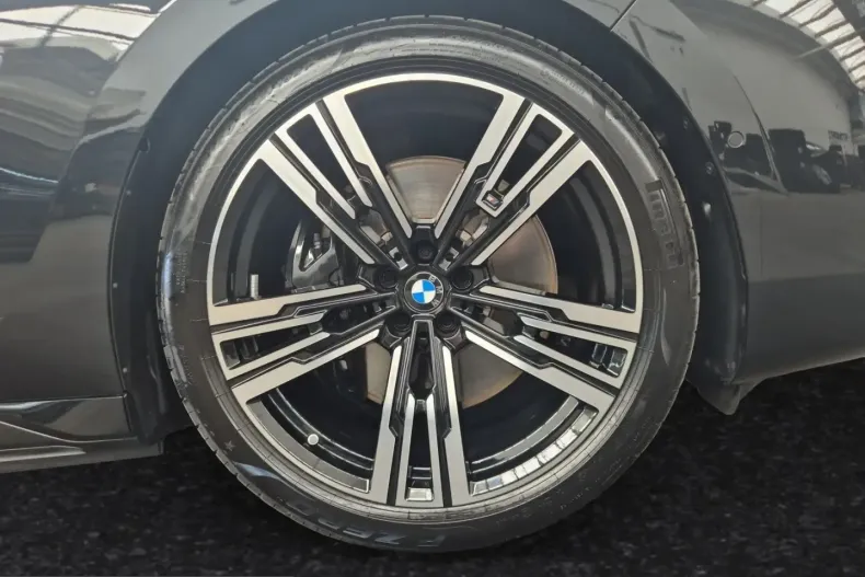 BMW 750 (Seria 7) din 2025 cu 19.998 km - oferta BMW243128 - foto 5