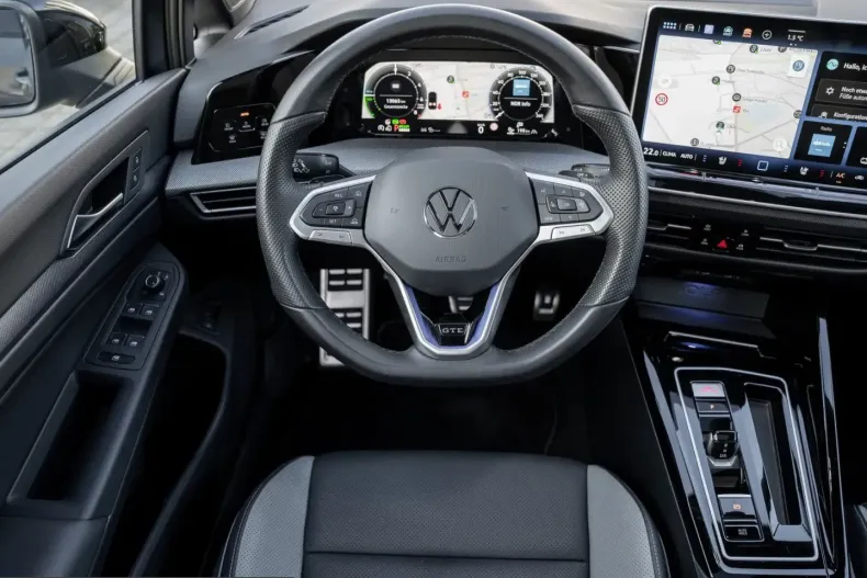 Volkswagen Golf din 2025 cu 19.990 km - oferta VOL243130 - foto 9