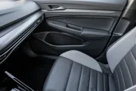 Volkswagen Golf din 2025 cu 19.990 km - oferta VOL243130 - foto 19