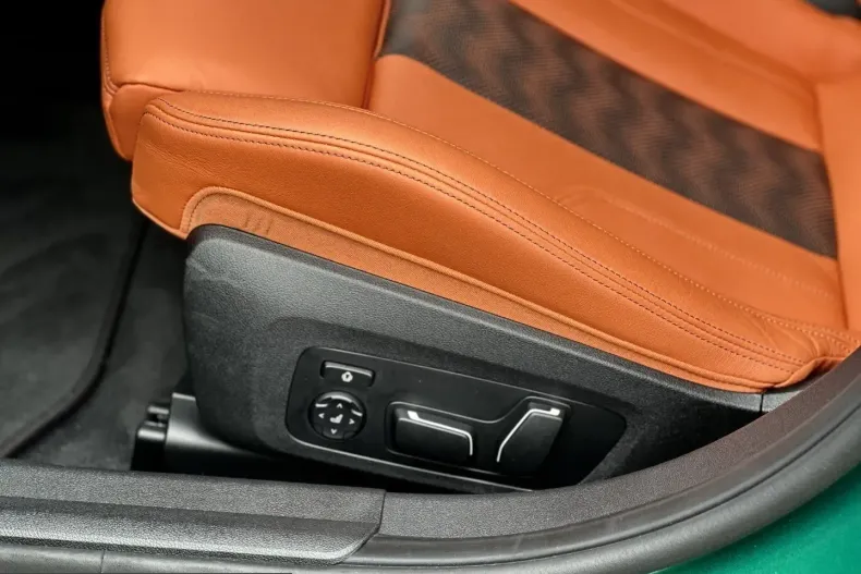 BMW M3 (Seria 3) din 2025 cu 18.990 km - oferta BMW243134 - foto 12