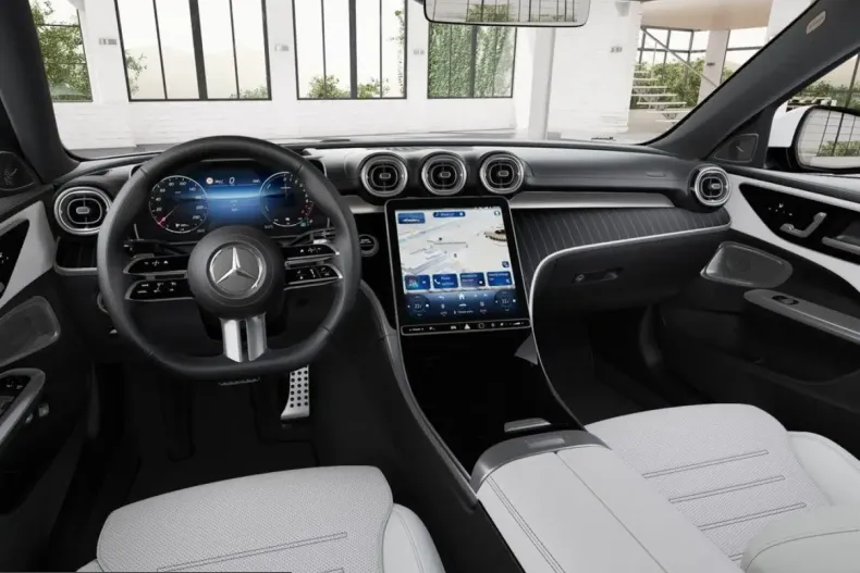 Mercedes-Benz C 300 (Clasa C) din 2025 cu 21.477 km - oferta MER243138 - foto 8