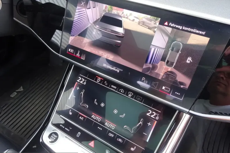Audi A8 din 2022 cu 71.480 km - oferta AUD243144 - foto 15