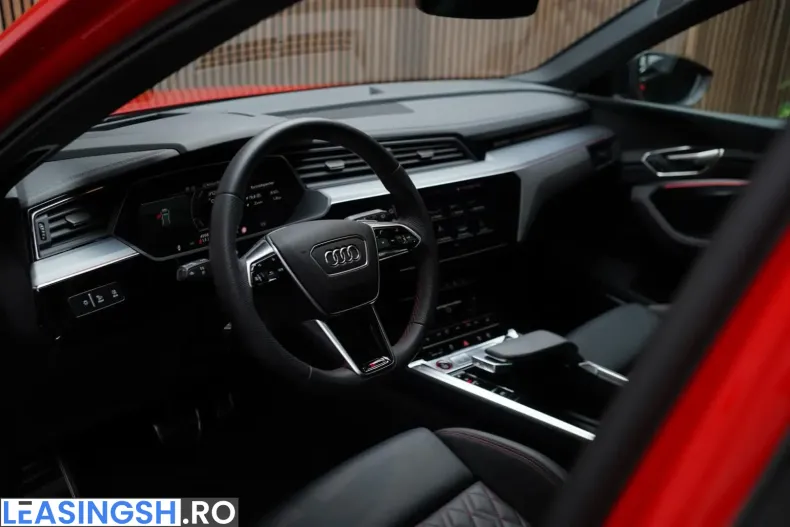 Audi SQ8 din 2024 cu 49.950 km - oferta AUD243148 - foto 6