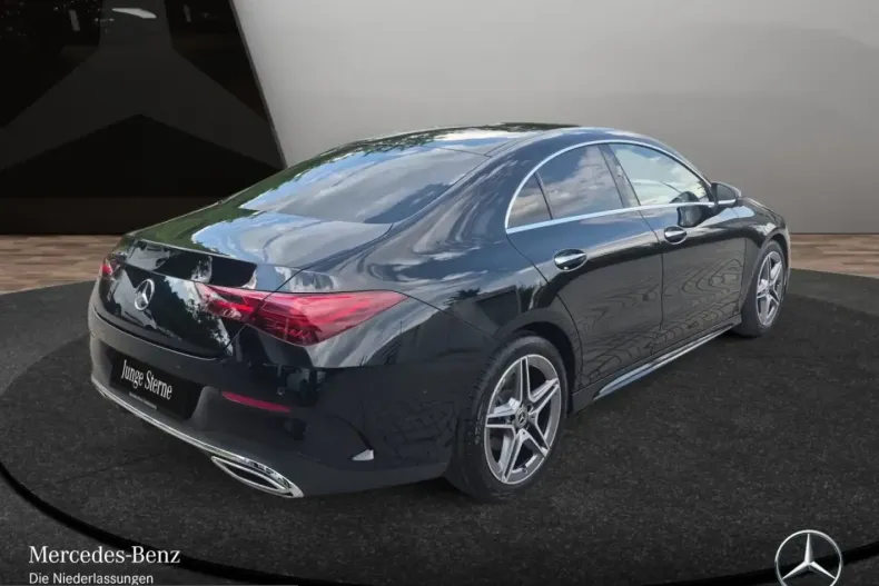Mercedes-Benz CLA 200 (Clasa CLA) din 2025 cu 18.921 km - oferta MER243152 - foto 6