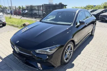 Mercedes-Benz CLA 180 din 2024 - oferta MER243154