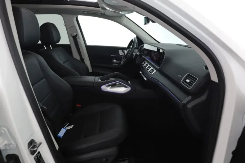 Mercedes-Benz GLE 450 (Clasa GLE) din 2025 cu 32.266 km - oferta MER243155 - foto 9